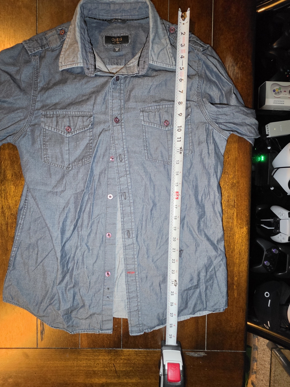 GUESS Men's Short-Sleeve Chambray Button-Up Shirt - Blue - Picture 3 of 5